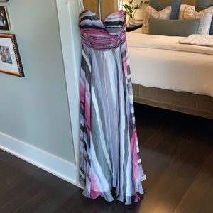 Aline heart neckline prom dress Tony Bowls Paris